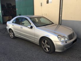 Mercedes C220 Cdi Aut. de 2006 W203 para peças