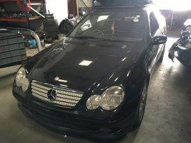 Mercedes Sportcoupé 220 Cdi de 2006 W203 manual para peças