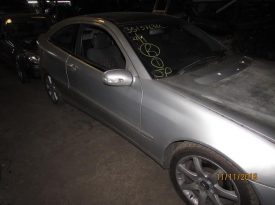 Mercedes Sportcoupe 220cdi de 2001 W203 para peças